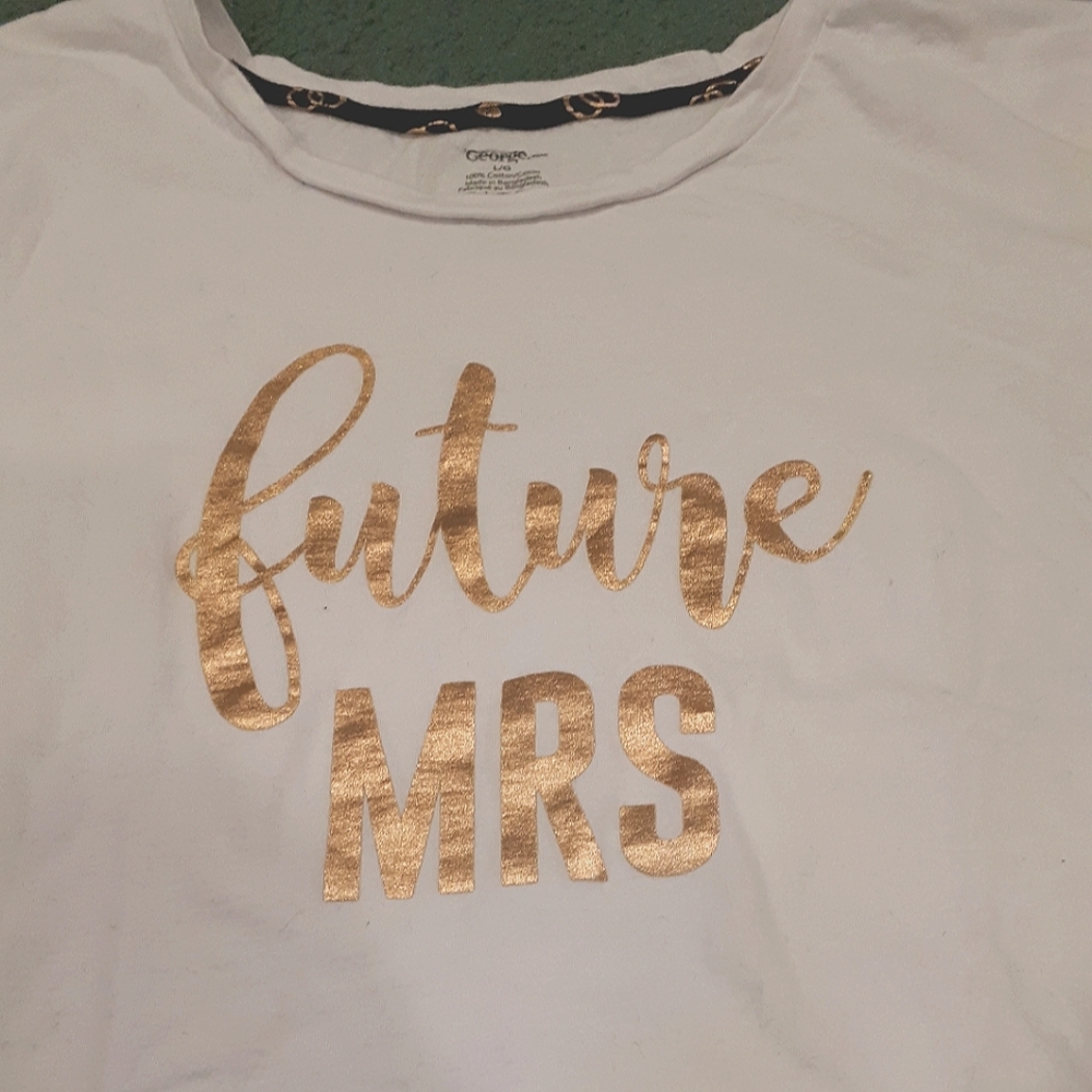 Future Mrs t-shirt